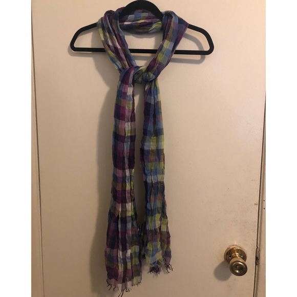 Multicolored scarf